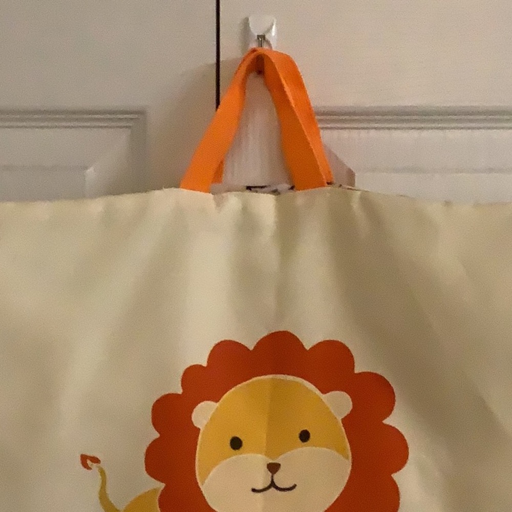 Lion Design Kids Floor Blanket 18”x26” - Picture 2 of 7